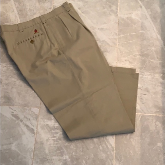 Men’s Tommy Hilfiger khaki pants - Picture 1 of 3